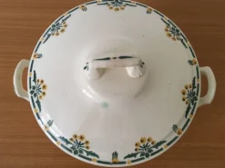 Soupière 1900 Terre de fer Choisy-le-Roi