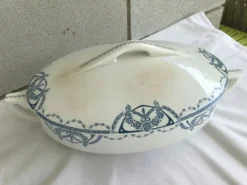 Soupière Terre de Fer ovale Sarreguemines décor bleu jeans