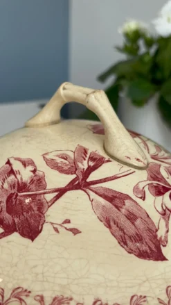 Soupière terre de fer rouge manufacture de Gien modèle chèvrefeuille t