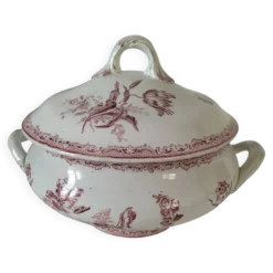 Soupière terre de fer Sarreguemines modèle Fontanges (vers 1880–1900),