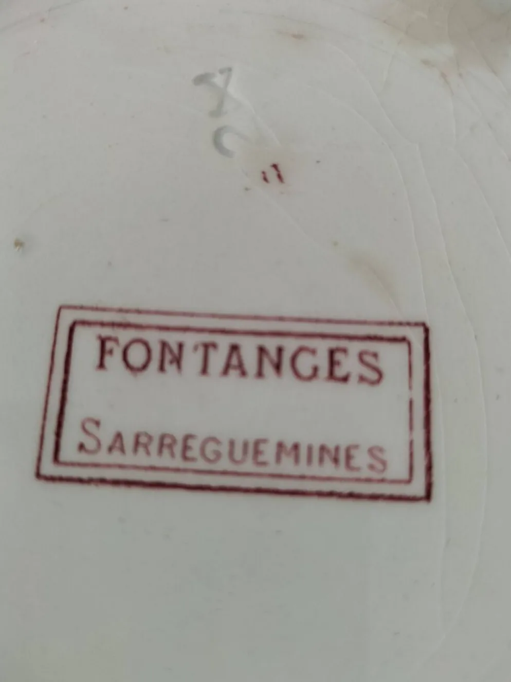 Soupière terre de fer Sarreguemines modèle Fontanges (vers 1880–1900),