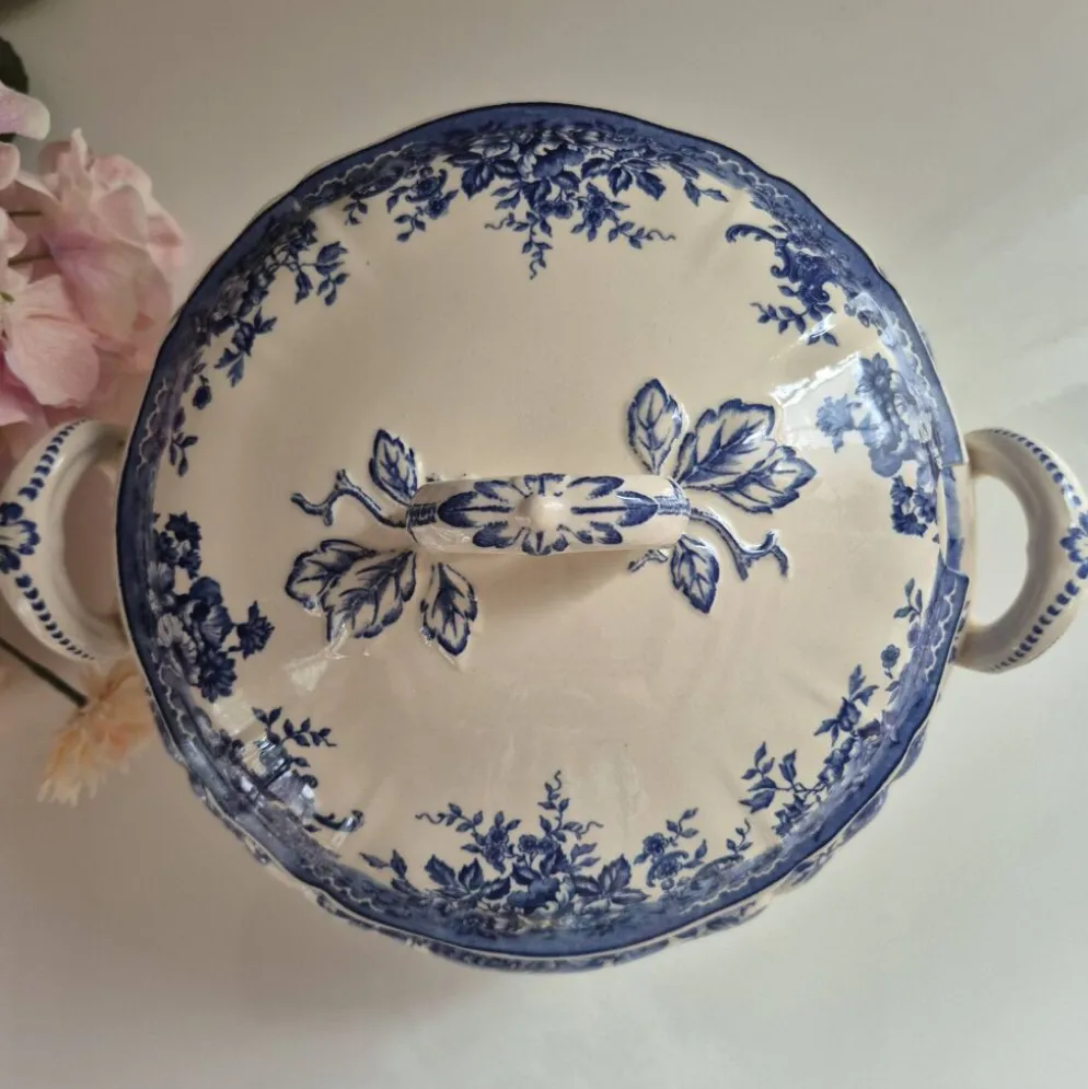 Soupière Villeroy et Boch modèle Fides