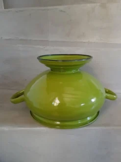 Soupière vintage en tôle émaillée verte