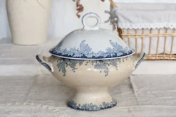 Soupière vintage terre de fer Saint Amand Hamage Nord modèle Platane bleu