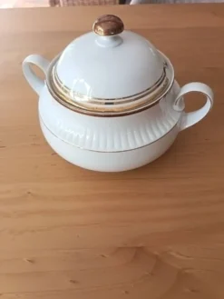 Soupière Winterling Marktleuthen Bavaria en porcelaine Vintage