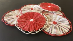 Sous verres en fil de scoubidous
