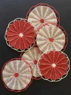 Sous verres en fil de scoubidous
