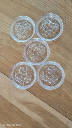 5 sous-verres en verre transparent