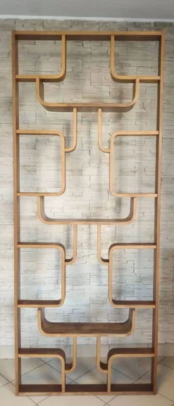 Séparateur mural par Ludvik Volak de Drevopodnik Holesov