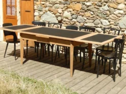 Splendide ancienne table scandinave à rallonges rénovée en chêne 2m58m