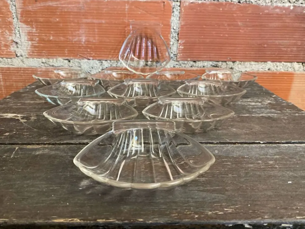 Série 11 Coupelles PYREX Forme Coquille St Jacques Verre Moulé France
