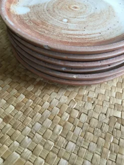Série de 6 assiettes à dessert en grès