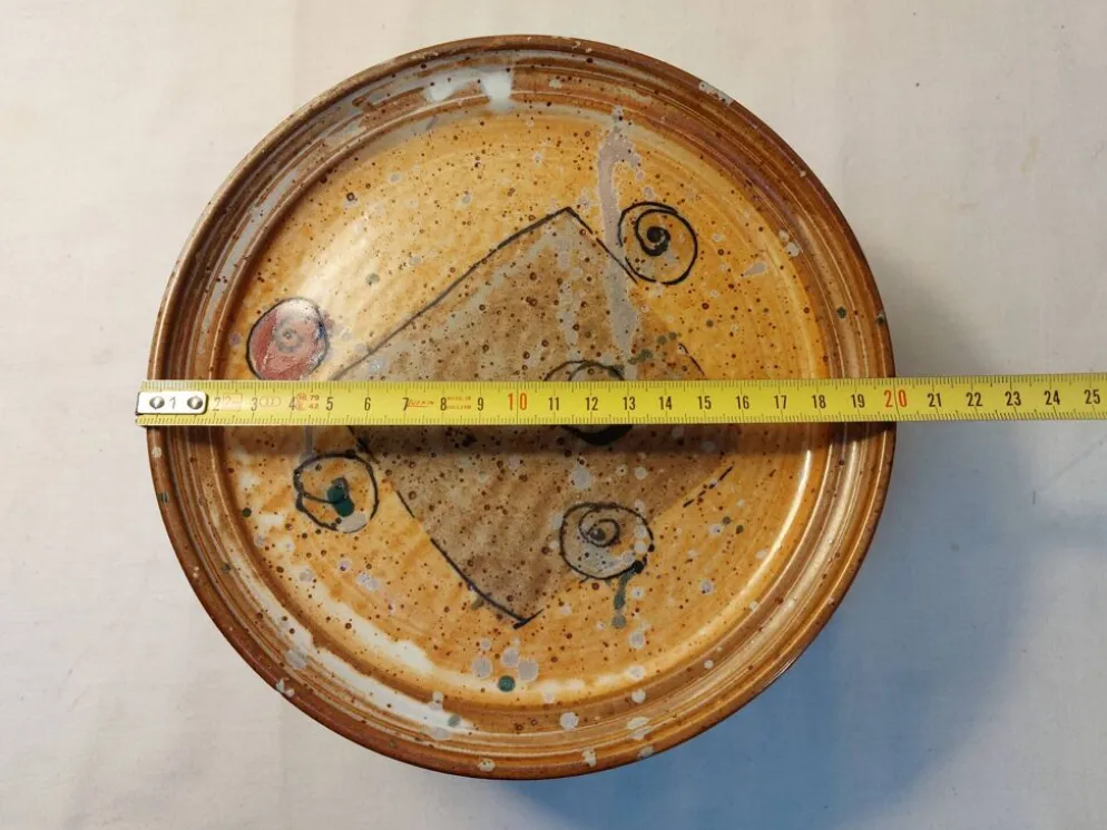 Série de 8 assiettes à dessert vintage en grès émaillé signé MALI