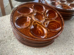 Série de 12 assiettes à huîtres St Clément