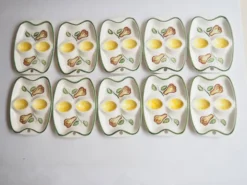 Série de 10 assiettes à salade