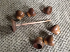 Série de 6 coquetiers en bois