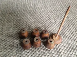 Série de 6 coquetiers en bois