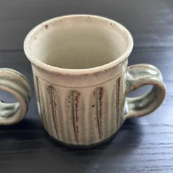 Série de 4 mugs en grès