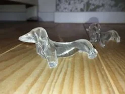Série de 12 porte-couteaux Danone – Chiens – Bakélite / plastique dur – Ann
