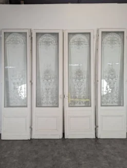 Série de 4 portes en verre gravé début XX ème