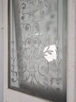 Série de 4 portes en verre gravé début XX ème