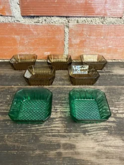 Série De 7 Ramequins Bols Anciens ARCOROC Verre Moulé Fumé & Vert
