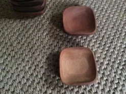 Série de 6 ramequins en bois