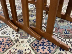 Série de 3 tables gigognes en teck des années 70