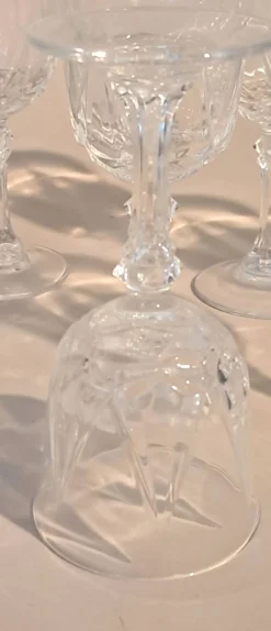 Série de 10 verres à liqueur Cristal d'Arques.