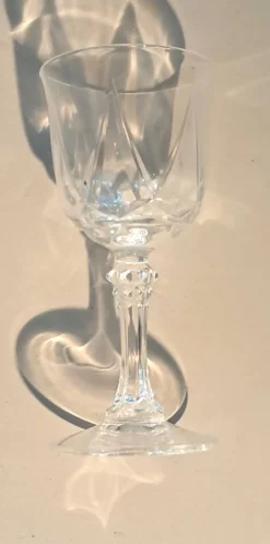 Série de 10 verres à liqueur Cristal d'Arques.