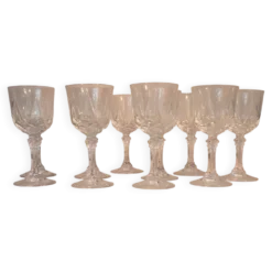 Série de 10 verres à liqueur Cristal d'Arques.