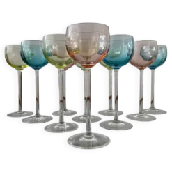 Série de 10 verres à pieds vintage