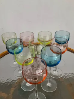 Série de 10 verres à pieds vintage