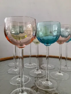 Série de 10 verres à pieds vintage
