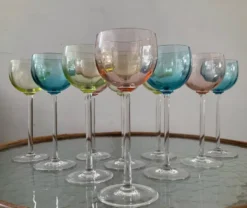Série de 10 verres à pieds vintage