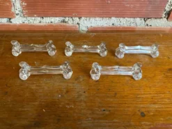 Série 5 porte couteaux ancien portieux verre moulé art de table vintage
