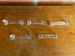 Série 5 porte couteaux ancien portieux verre moulé art de table vintage
