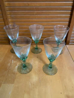Série 5 verres à pied luminarc verre transparent & vert émeraude vinta