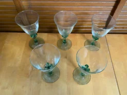 Série 5 verres à pied luminarc verre transparent & vert émeraude vinta