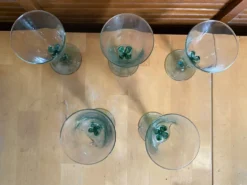 Série 5 verres à pied luminarc verre transparent & vert émeraude vinta
