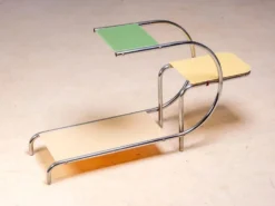 Stand de fleurs vintage par Emile Guyot, acier chromé Bauhaus avec verre coloré, milieu du 20e siècle, Tchécoslovaquie, 79 × 30 x 105 cm