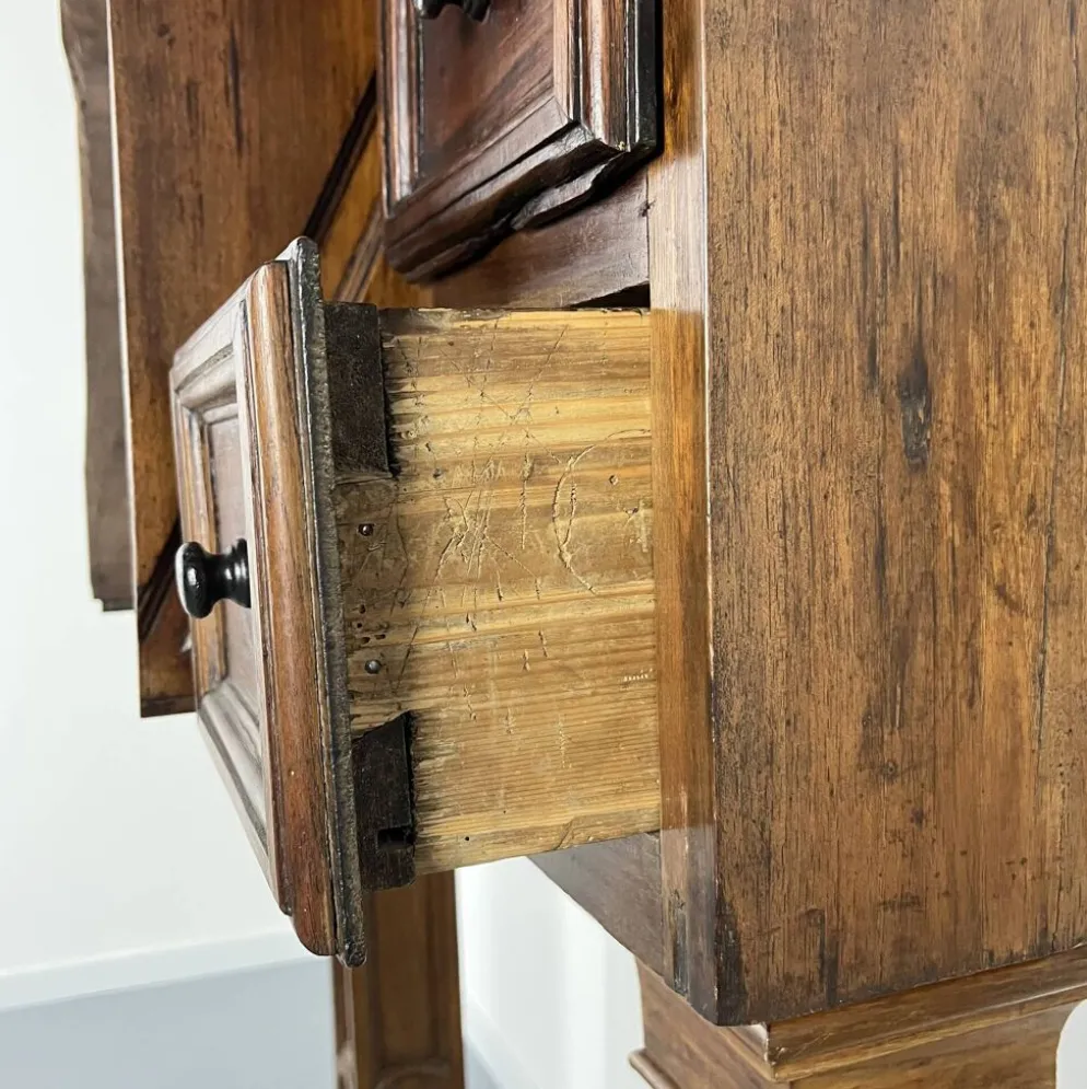 Stipo Monetiere, Piemont XVIIe meuble cabinet à 8 tiroirs, en noyer, Italie