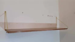 String style shelves
