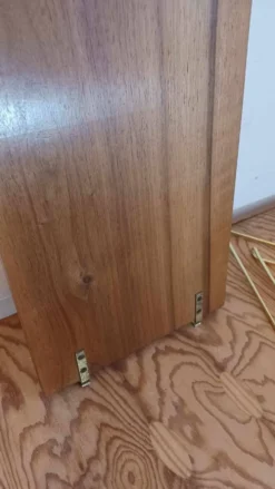 String style shelves