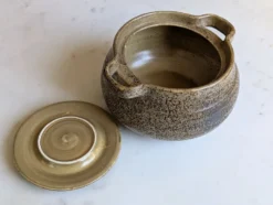 Sublime Soupière en grès moucheté