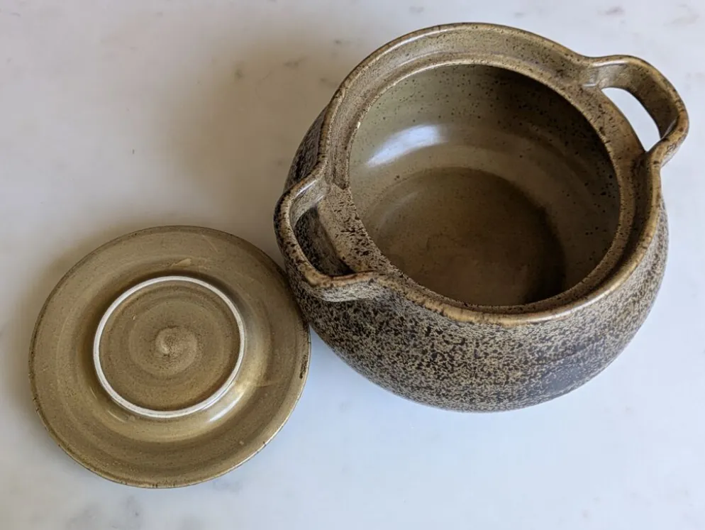 Sublime Soupière en grès moucheté "Les Potiers de l'Abbaye 70'