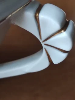 Sucrier ancien en porcelaine base décagonale