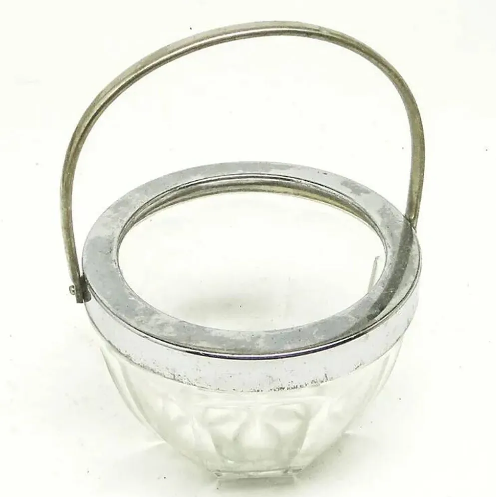 Sucrier Art Déco, verre pressé, laiton chromé, Huta Hortensja, Pologne, années 1950