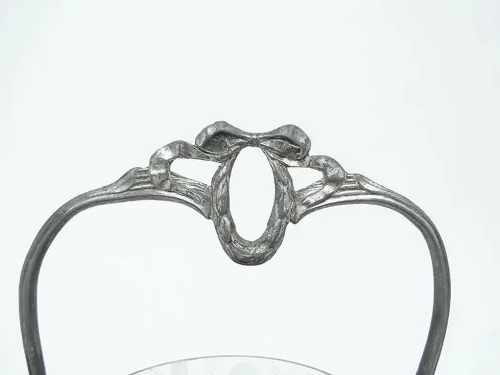Sucrier Art Nouveau, en laiton argenté, Pologne, années 1920