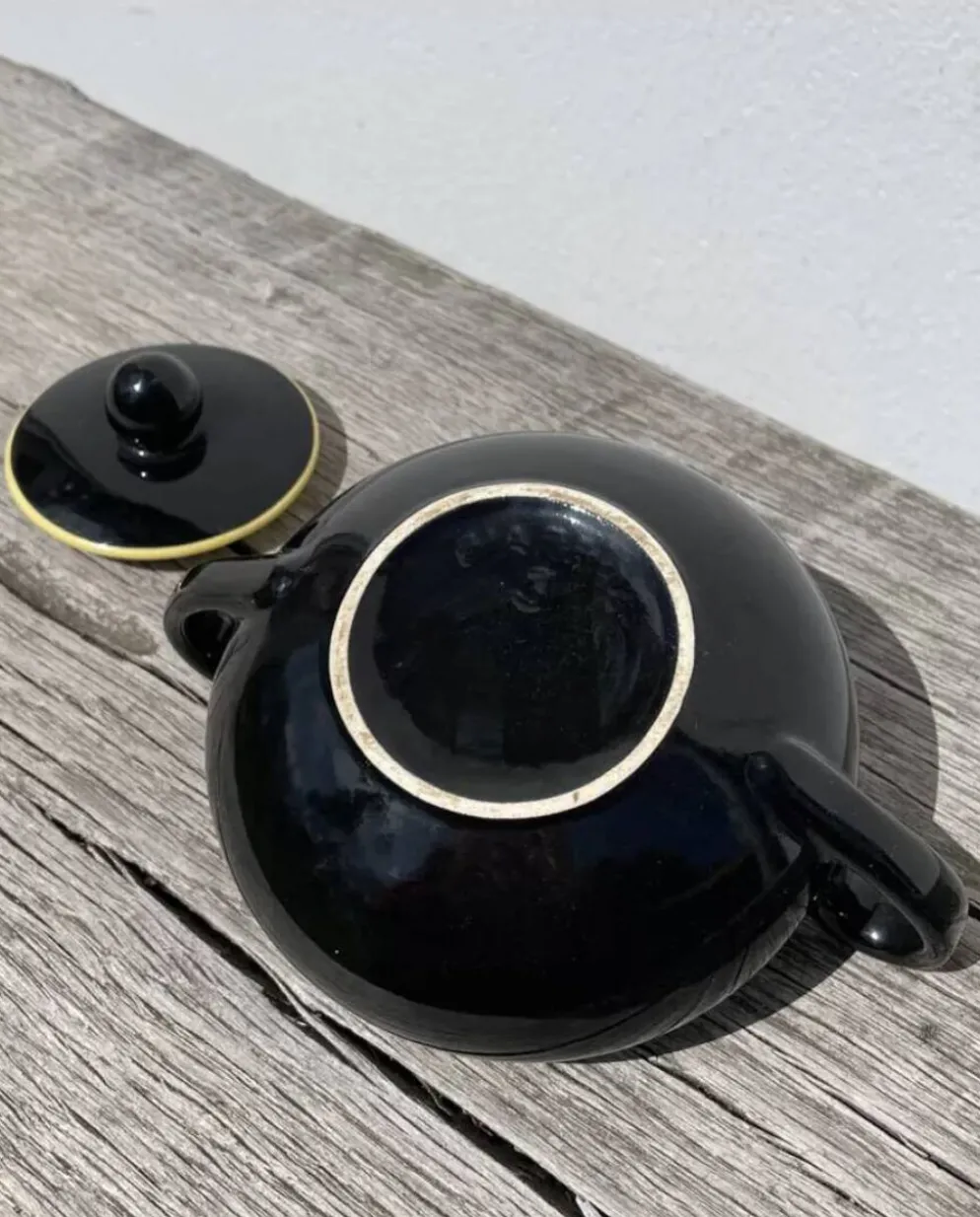 Sucrier bonbonnière céramique noir et jaune villeroy et boch Biarritz